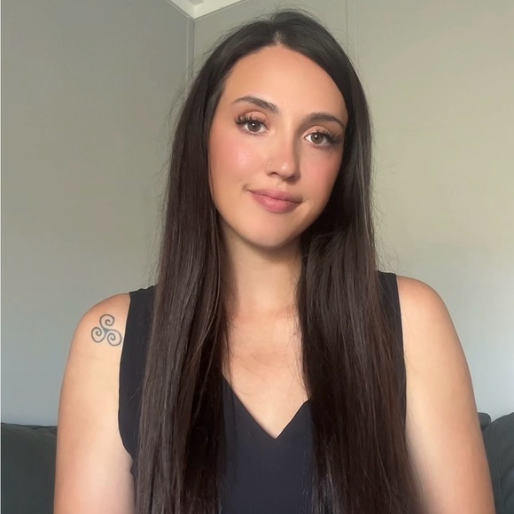 Meet your Posher, Kaitlyn - Picture 1 of 1